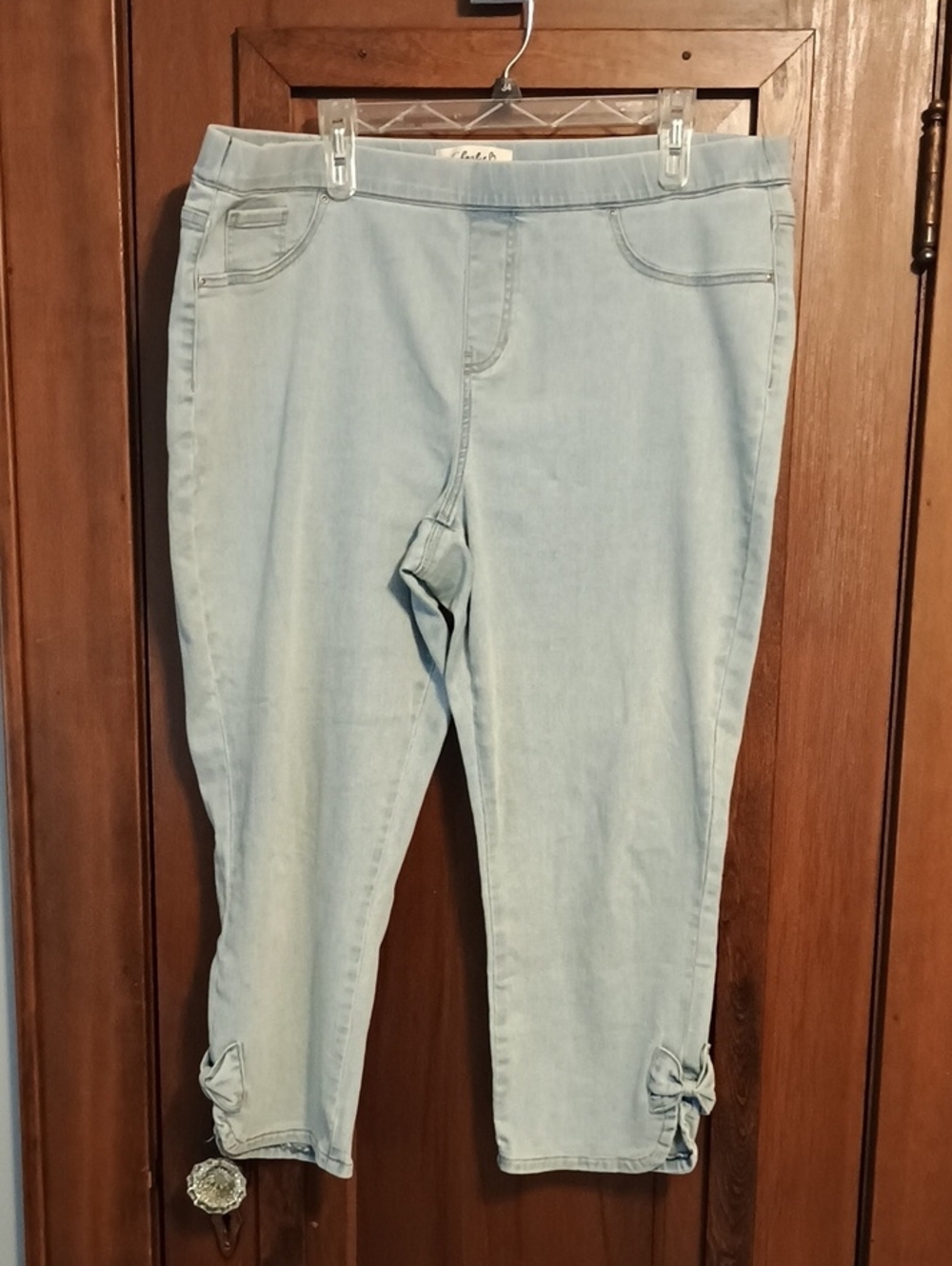 CHARLIE B Light Blue Cropped Jeans with Bow Hem